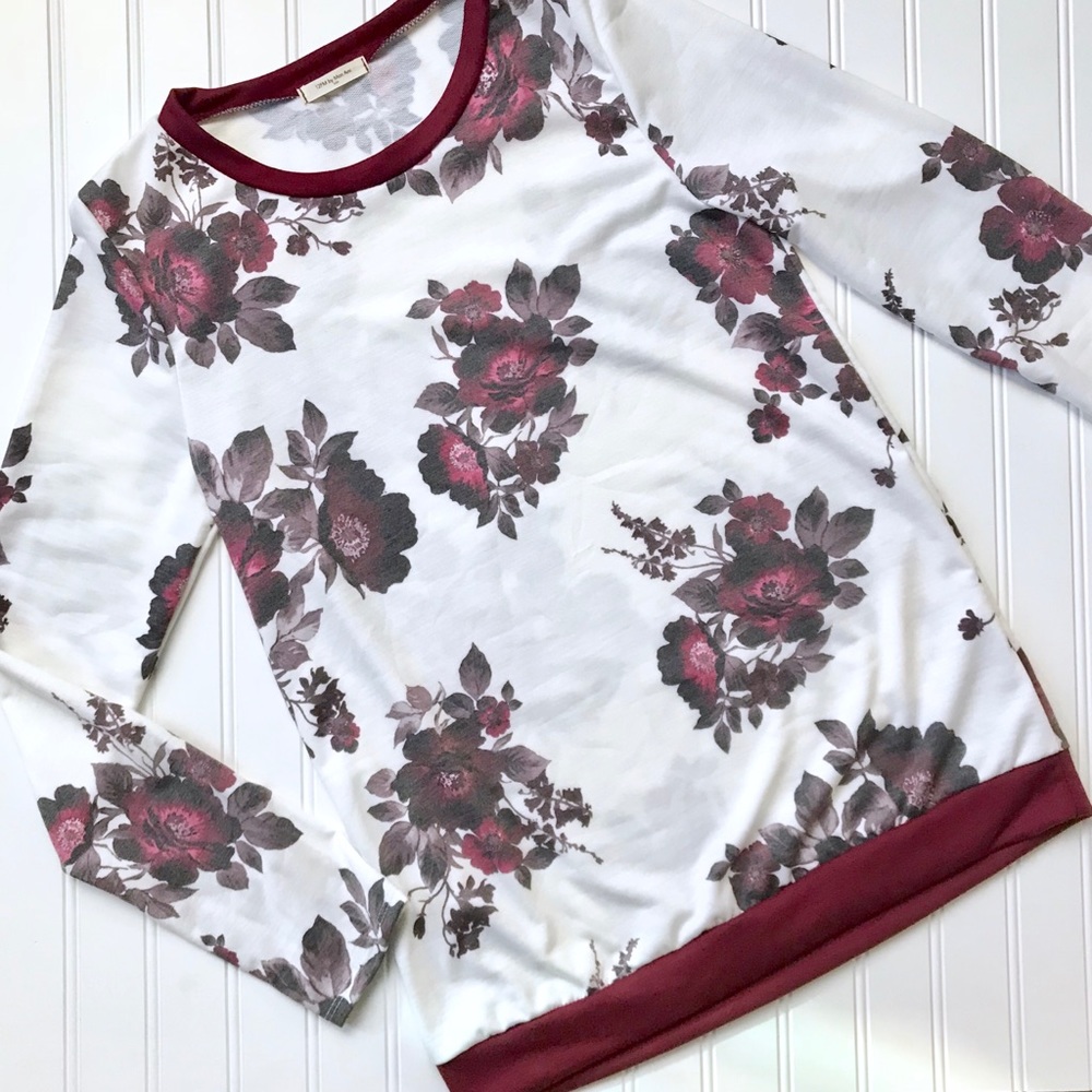 Last 1! French terry floral sweatshirt - Picture 5 of 6